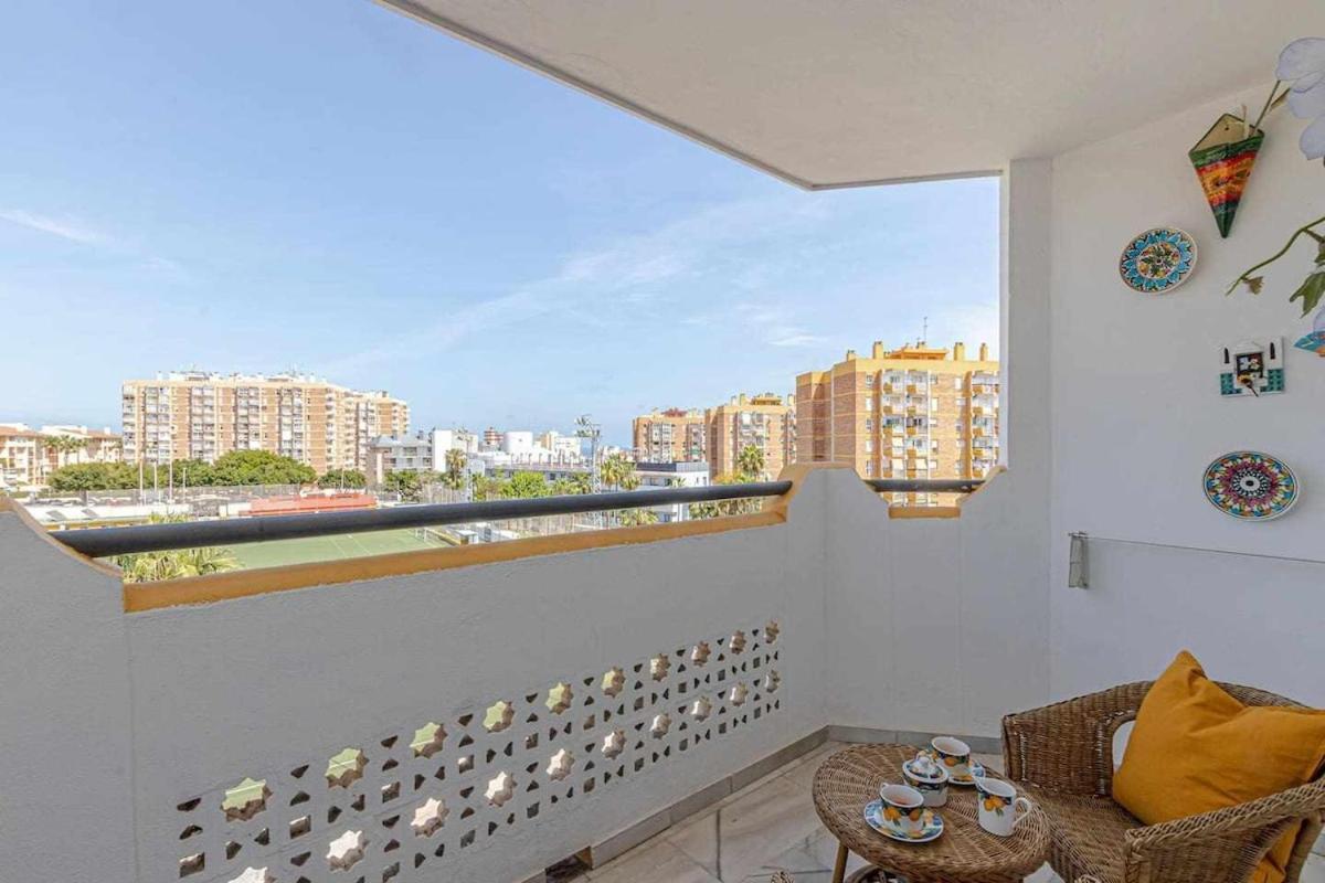 797 Holiday Rentals - Luminoso Piso Para 4 En Arroyo De La Miel Dış mekan fotoğraf