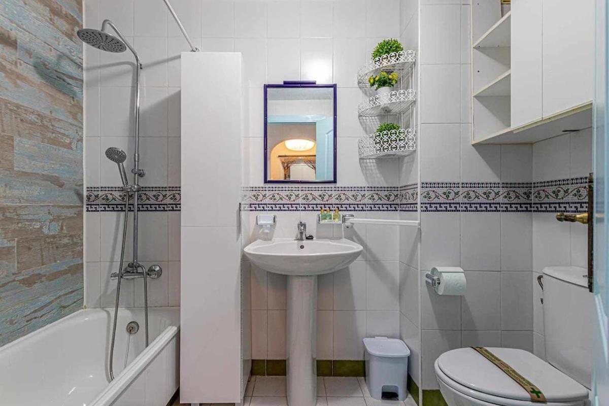 797 Holiday Rentals - Luminoso Piso Para 4 En Arroyo De La Miel Dış mekan fotoğraf