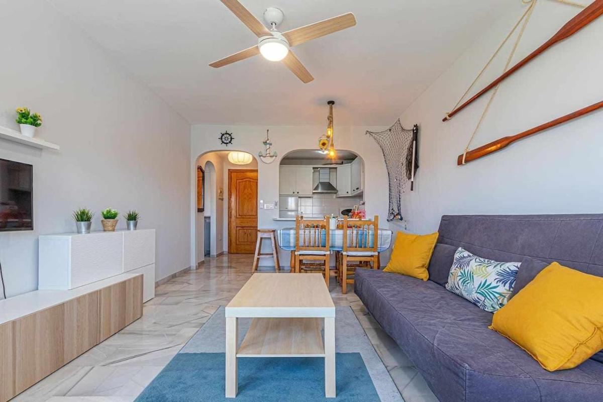 797 Holiday Rentals - Luminoso Piso Para 4 En Arroyo De La Miel Dış mekan fotoğraf